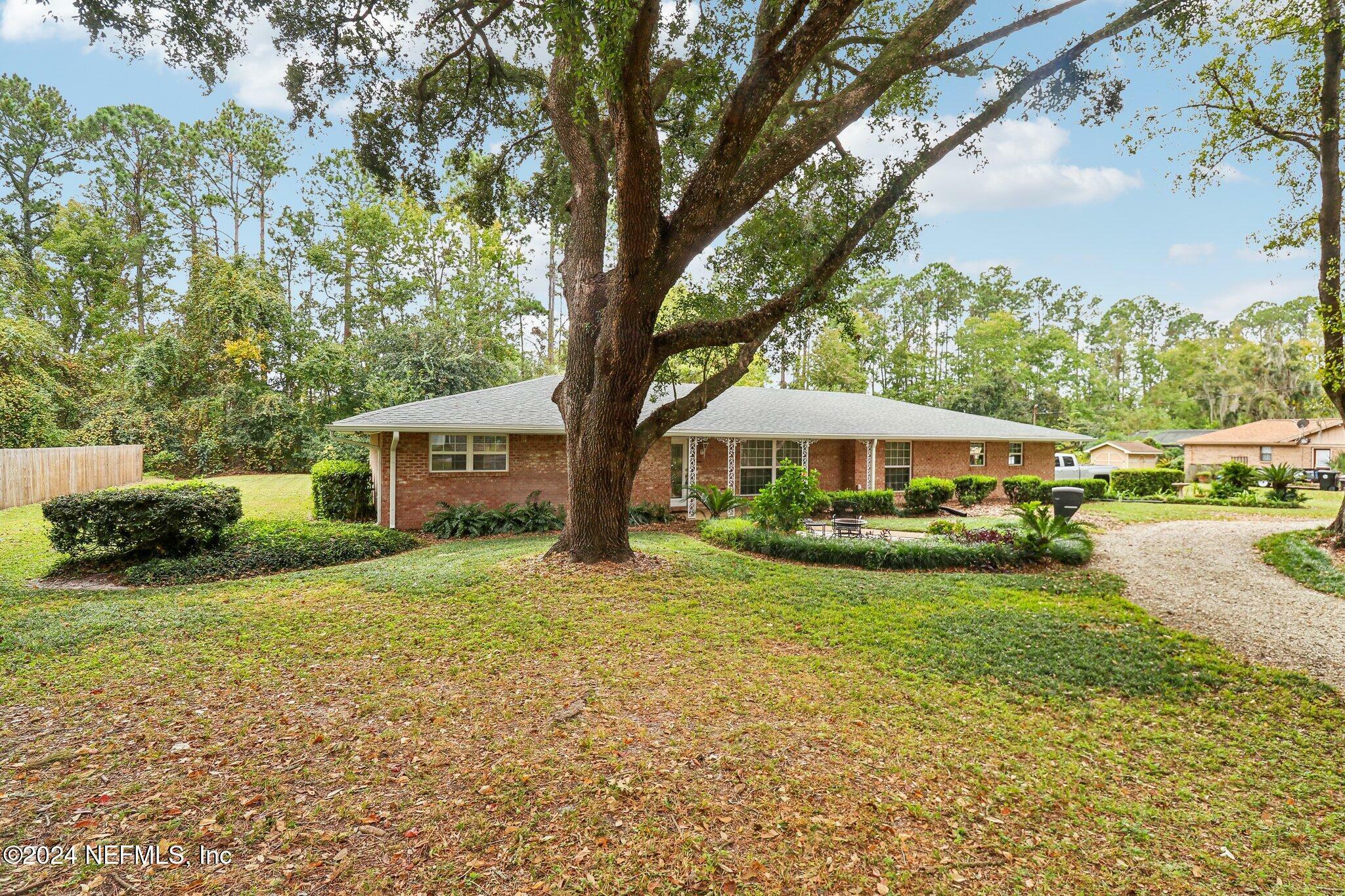 Property Photo:  612 Pine Forest Drive  FL 32003 