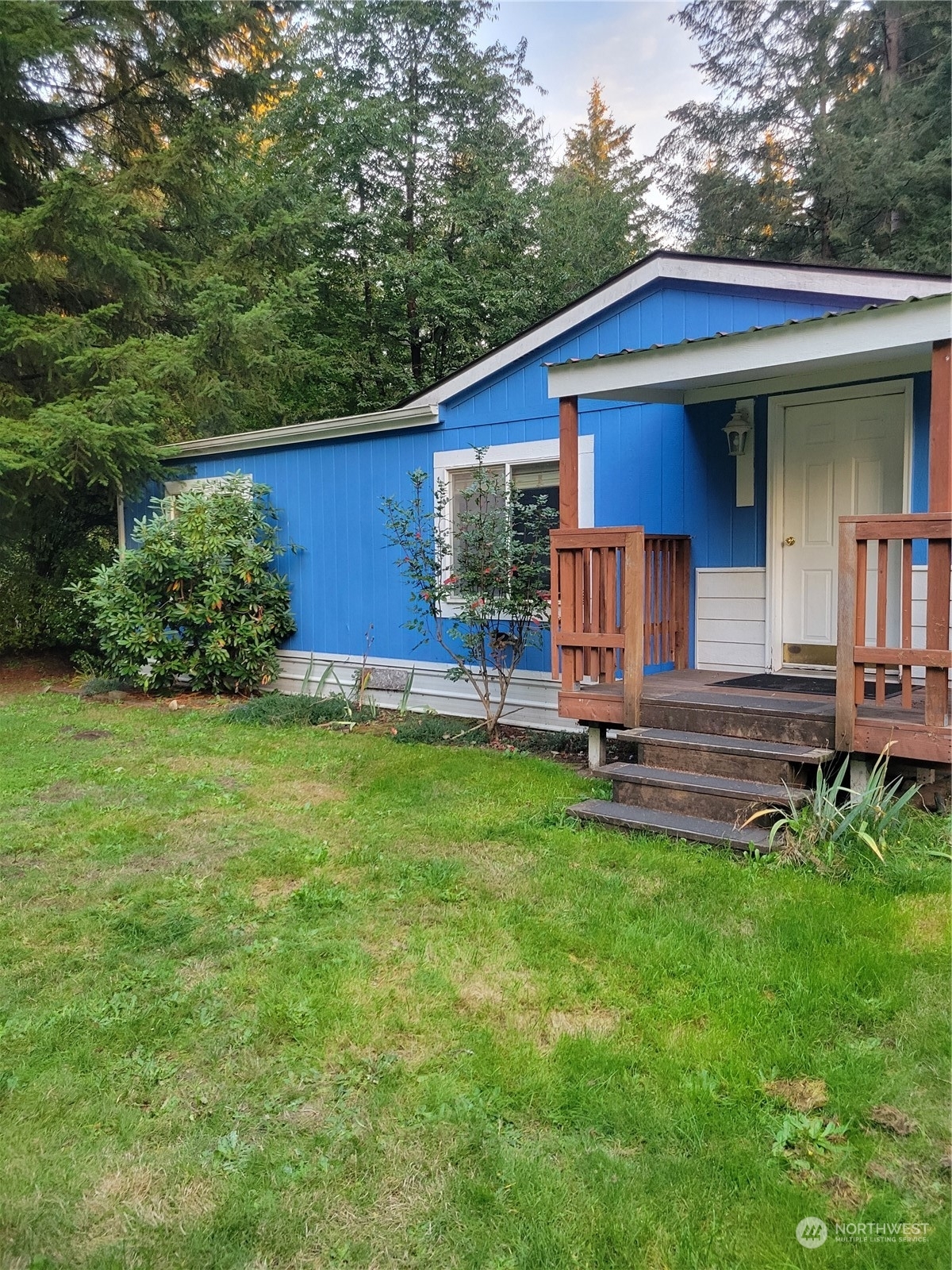 Property Photo:  16825 Nandina Court SE  WA 98597 