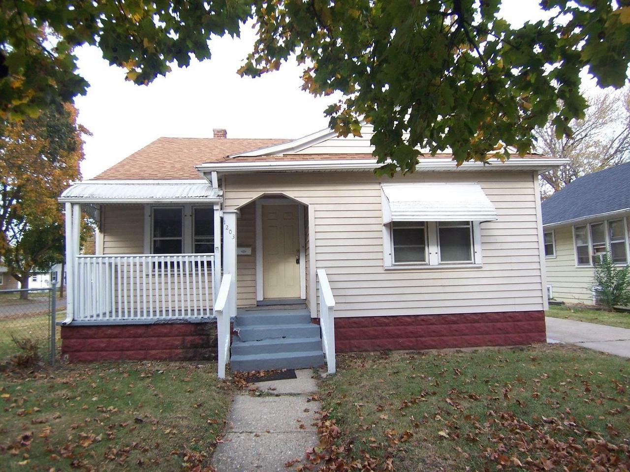 1203 Copeland Avenue  Beloit WI 53511 photo