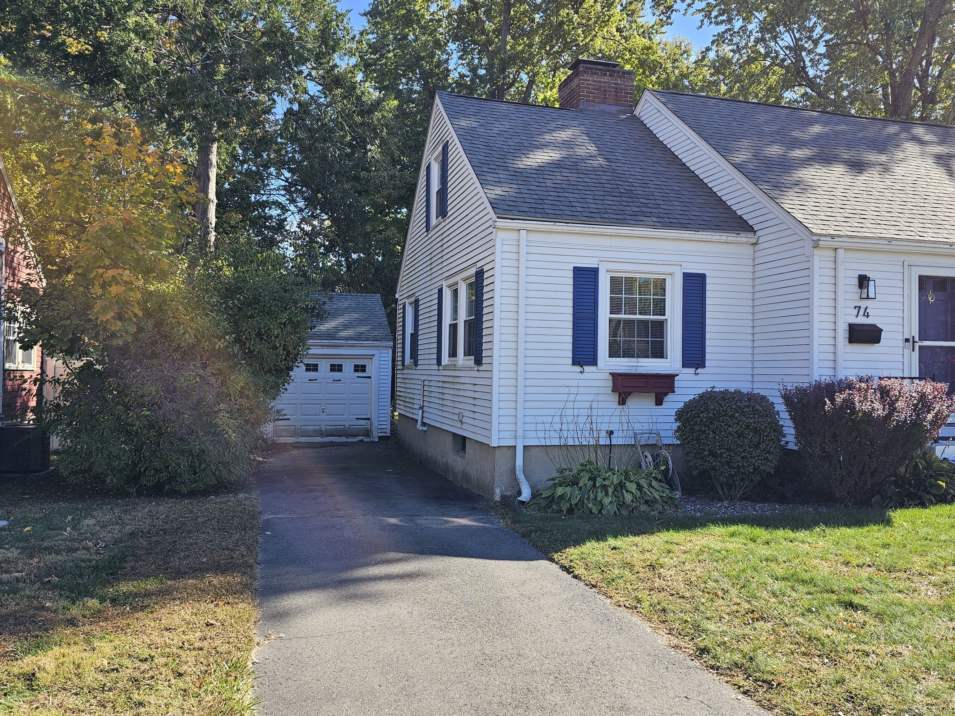 Property Photo:  74 Quaker Lane North  CT 06119 