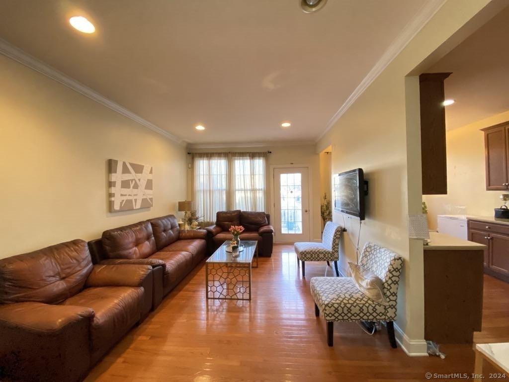 Property Photo:  76 Lawrence Avenue 76  CT 06810 