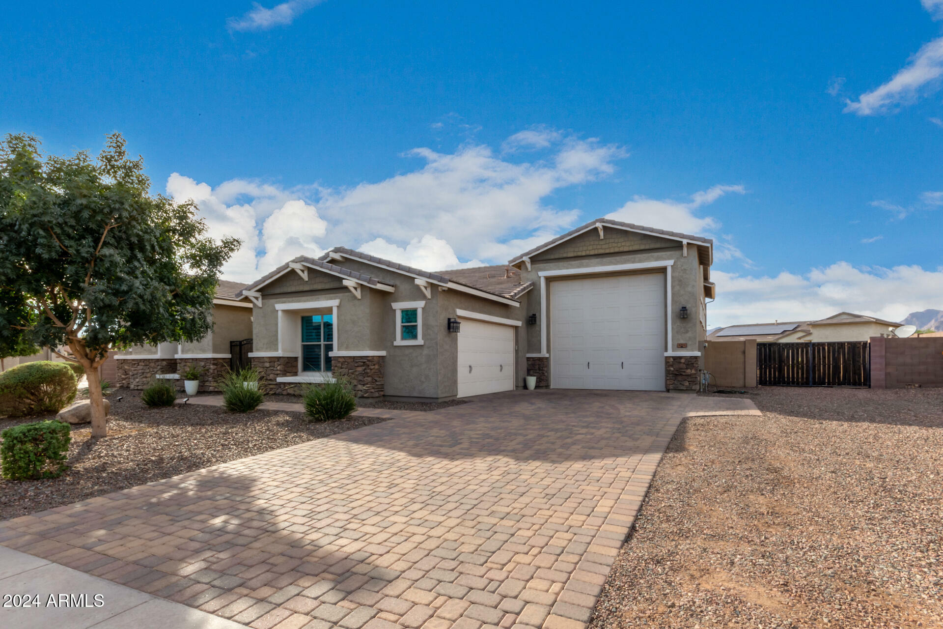 Property Photo:  4304 N 184th Drive  AZ 85395 