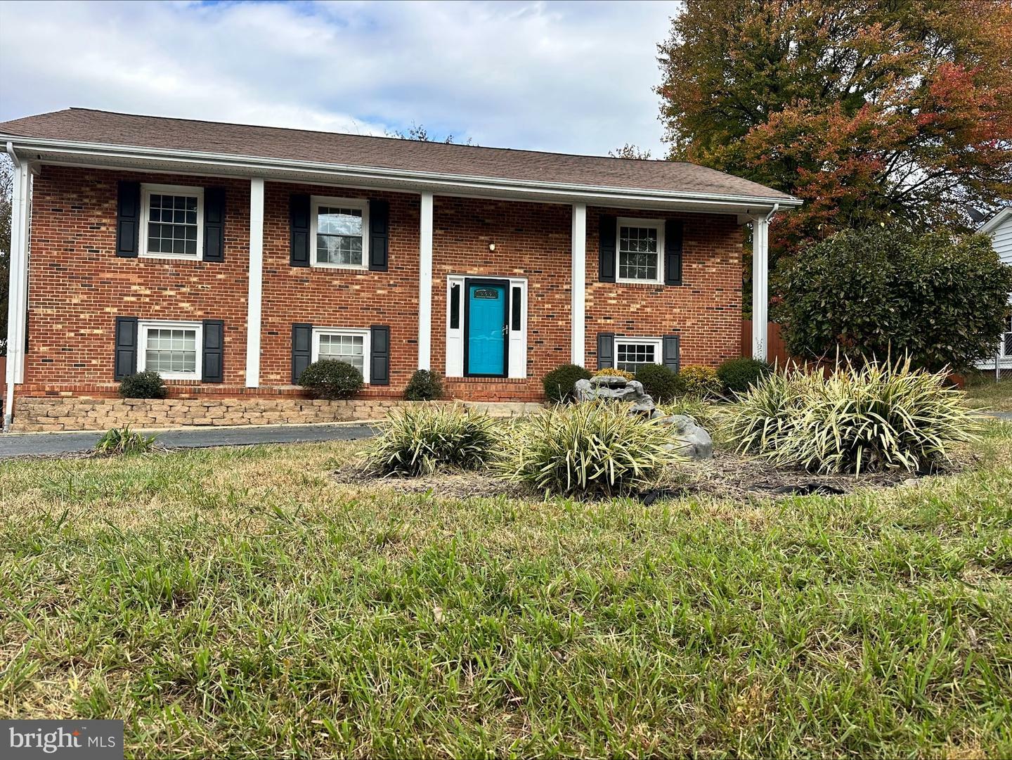 Property Photo:  5823 Jackson Road  VA 22407 