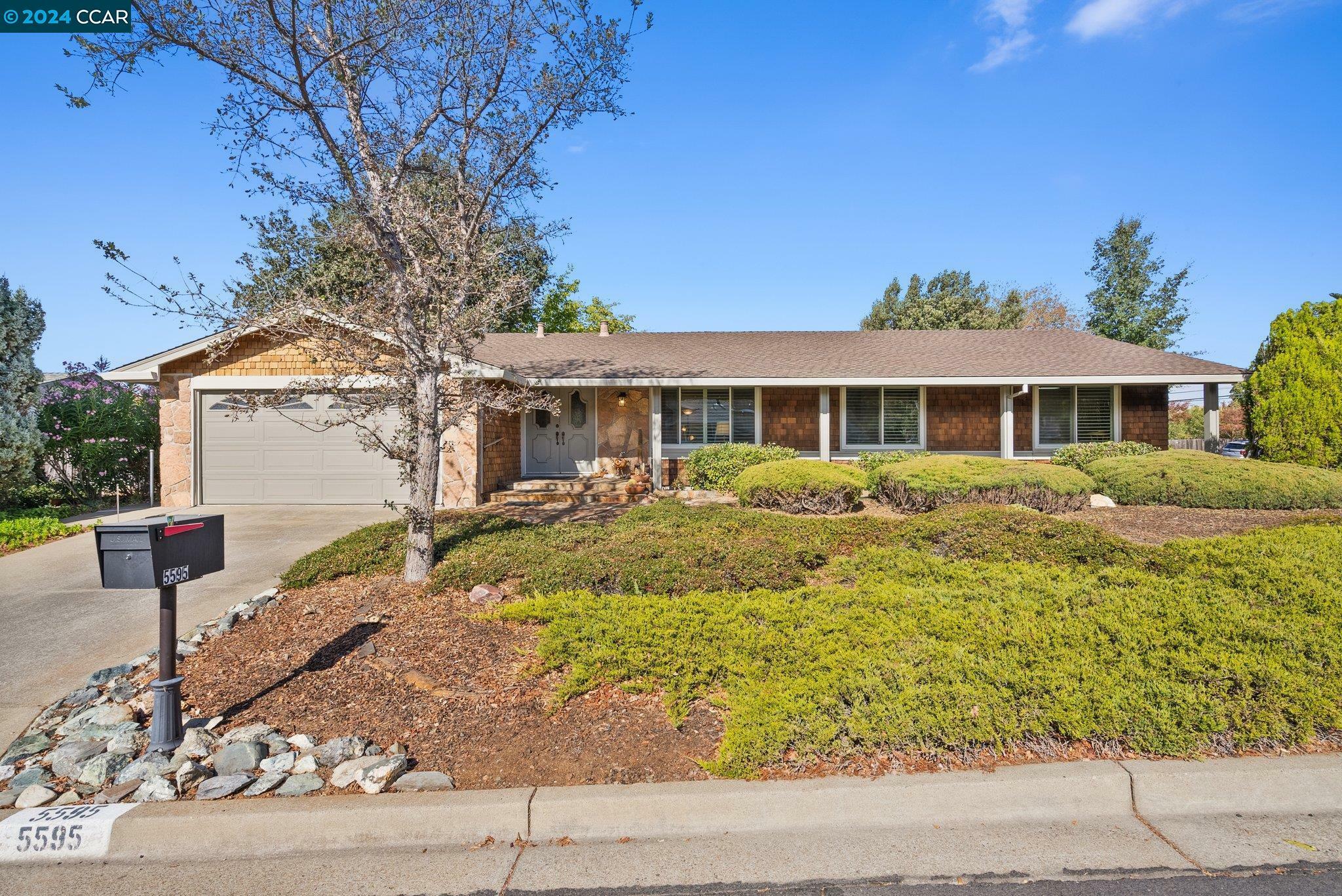 Property Photo:  5595 Banff Ct  CA 94521 