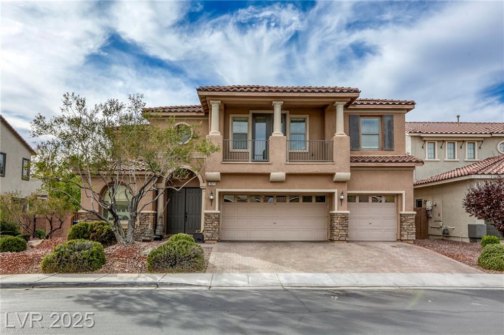 Property Photo: 7021 Puetollano Drive NV 89084