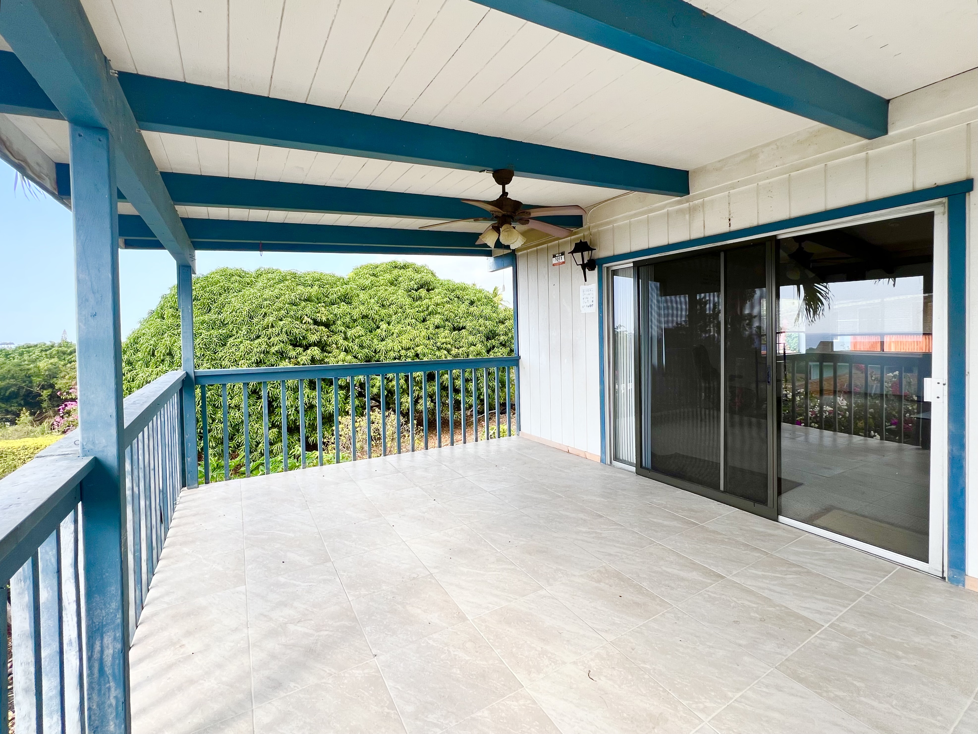 Property Photo:  76-197 Kealoha St  HI 96740 