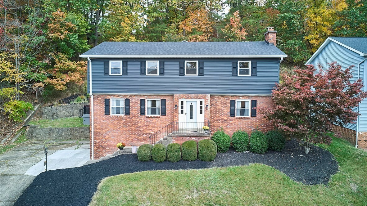 Property Photo:  1950 Parkwood Road  WV 25314 