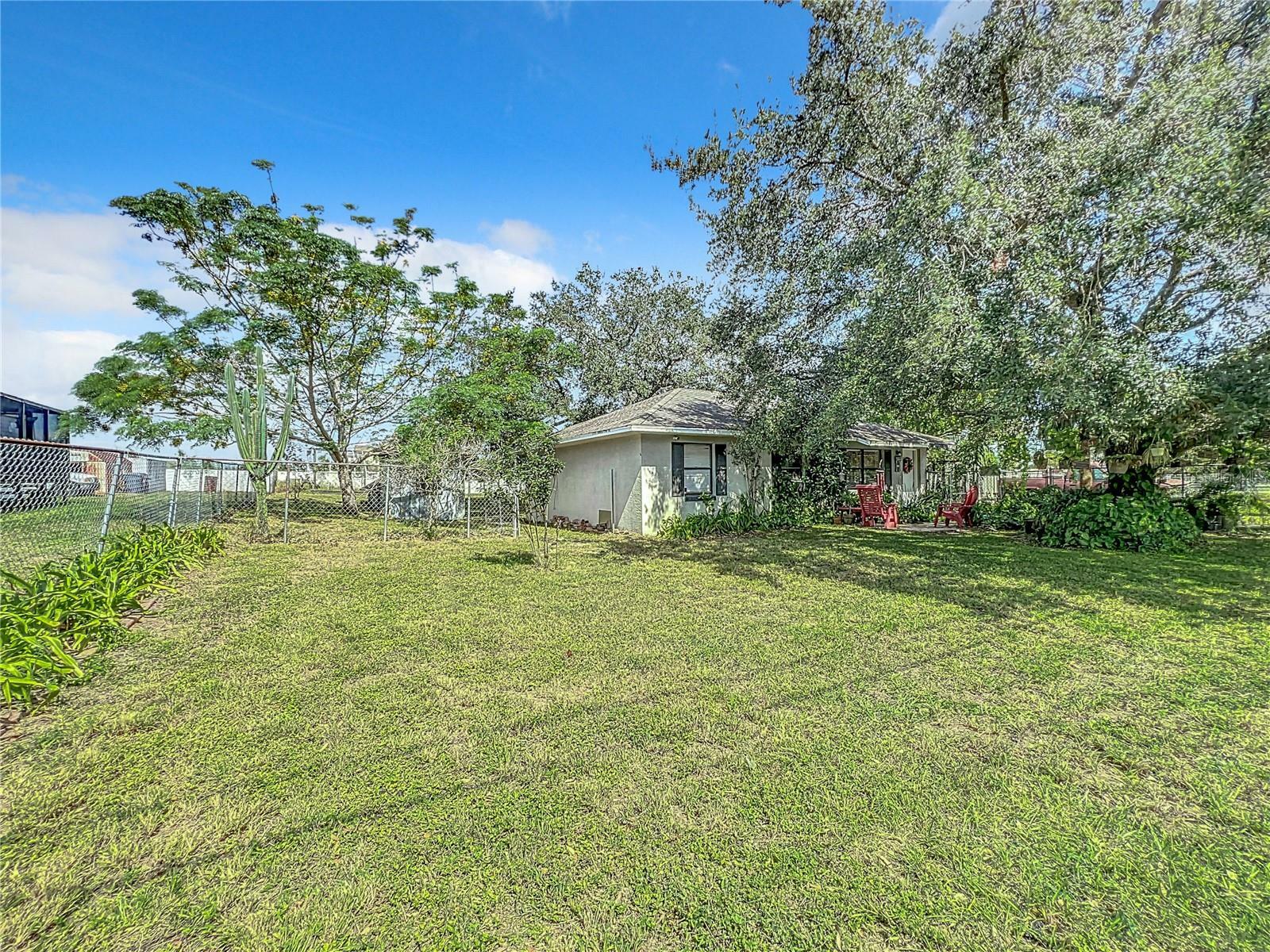 Property Photo:  1100 Rhodes Road N  FL 33844 