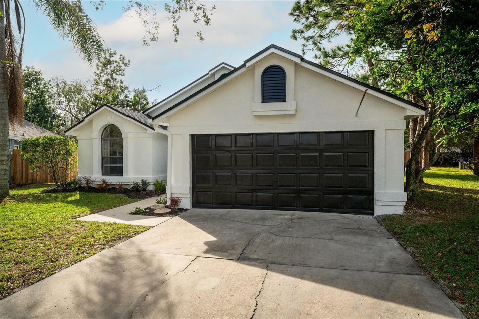 Property Photo:  1036 Vernon Loop  FL 32765 