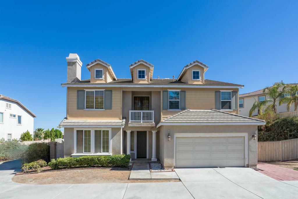 18 Via Palmieki Court  Lake Elsinore CA 92532 photo