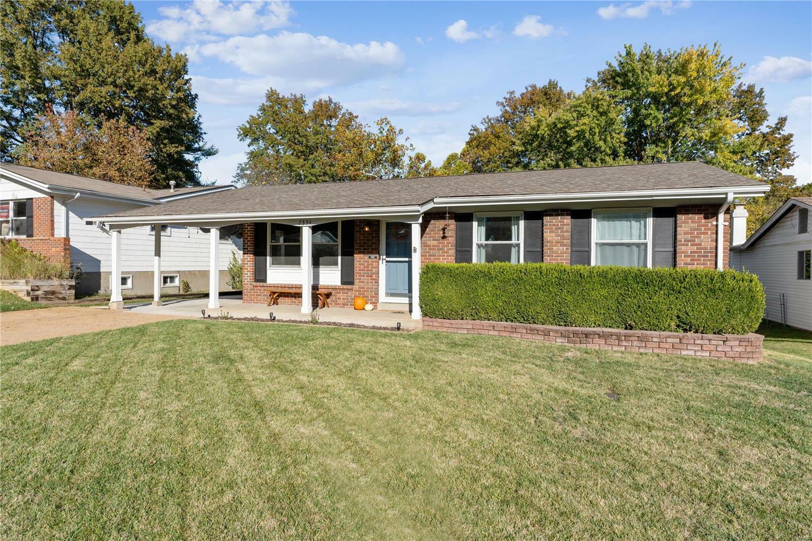 2334 Wescreek Drive  Maryland Heights MO 63043 photo