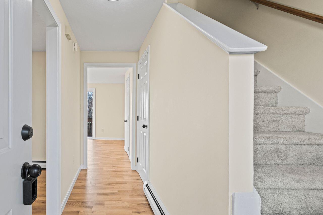 Property Photo: 162 Beach Street 7 ME 04072