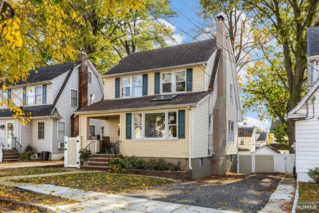 Property Photo:  170 Maplewood Avenue  NJ 07603 