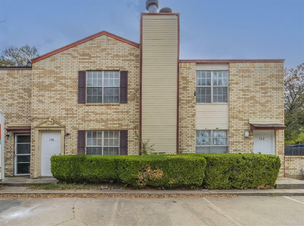 Property Photo:  158 Austin Stone Drive  TX 75137 