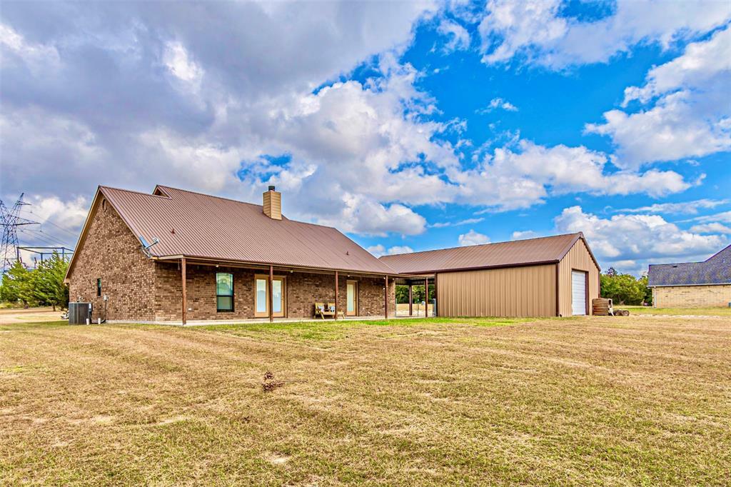 Property Photo: 114 Cemetery Road TX 76234