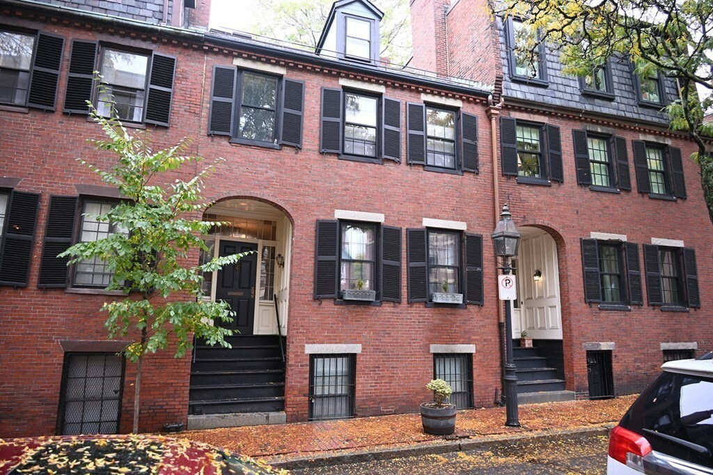 Property Photo:  46 Fayette St  MA 02116 