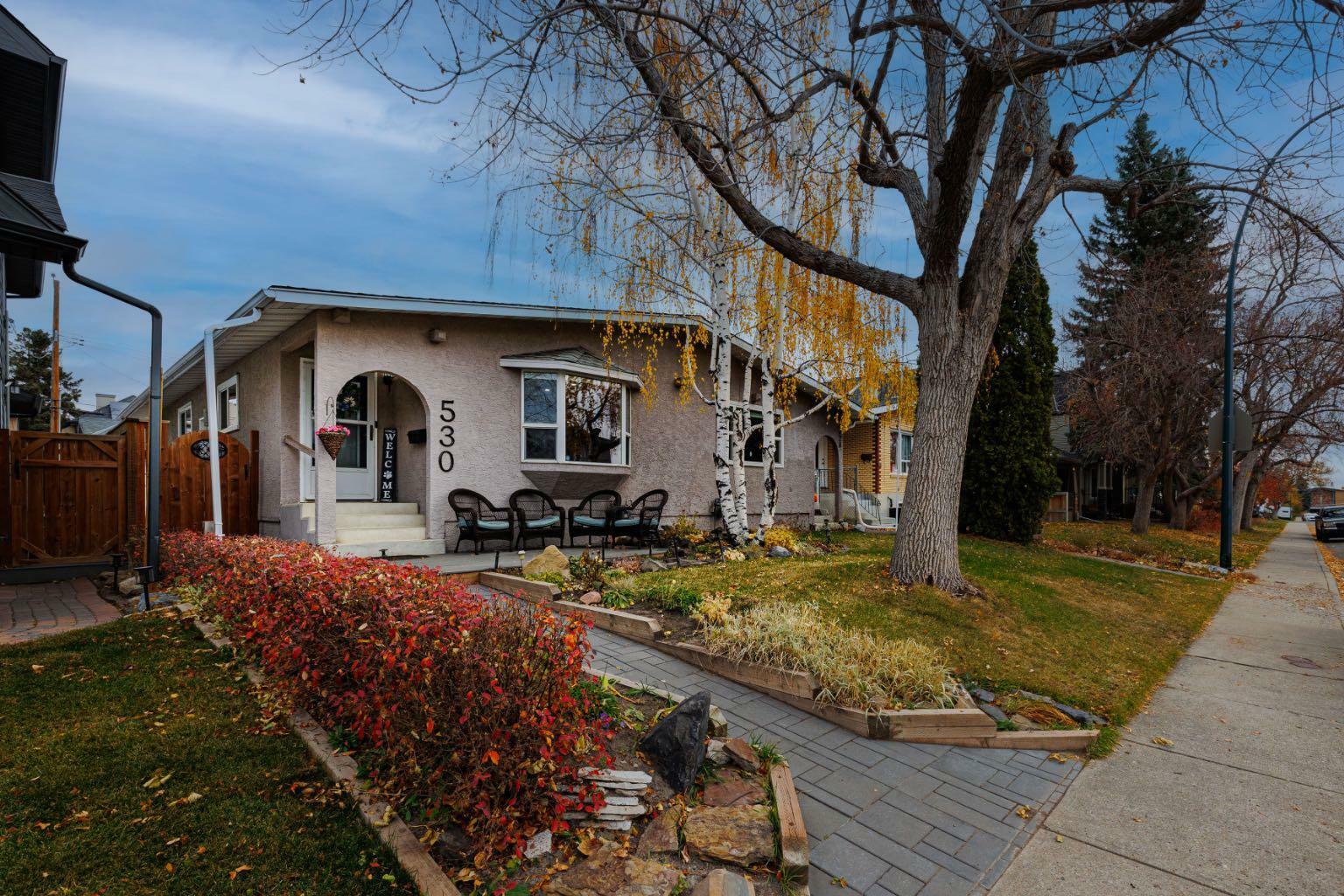 Property Photo:  530 53 Avenue SW  AB T2V 0B9 