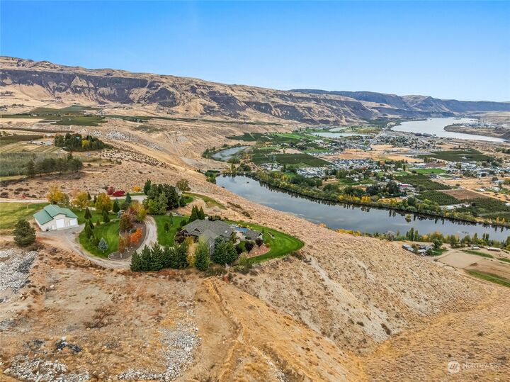 1114 S Wells  East Wenatchee WA 98802 photo