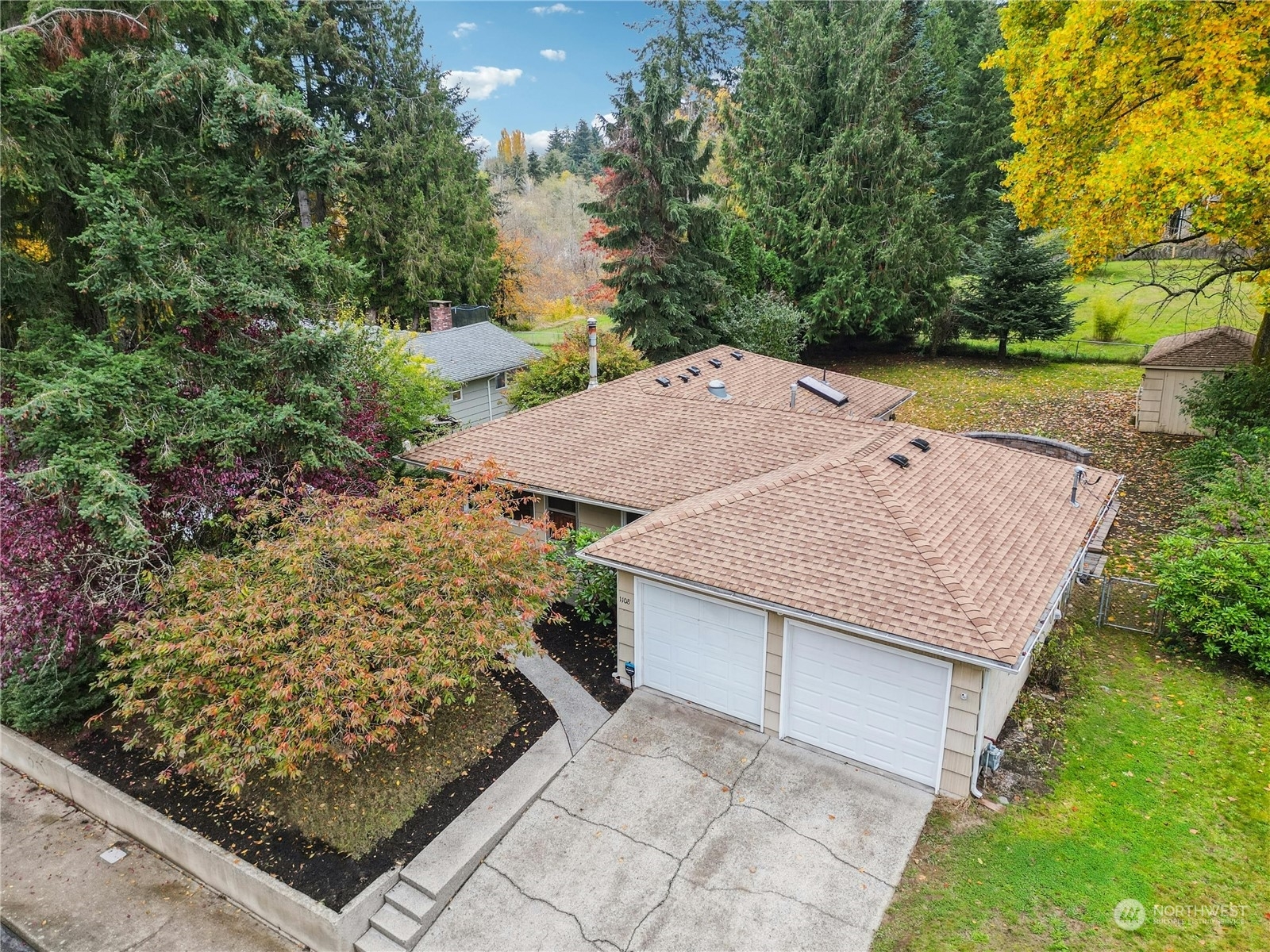 Property Photo:  1108  Boulevard Road SE  WA 98501 