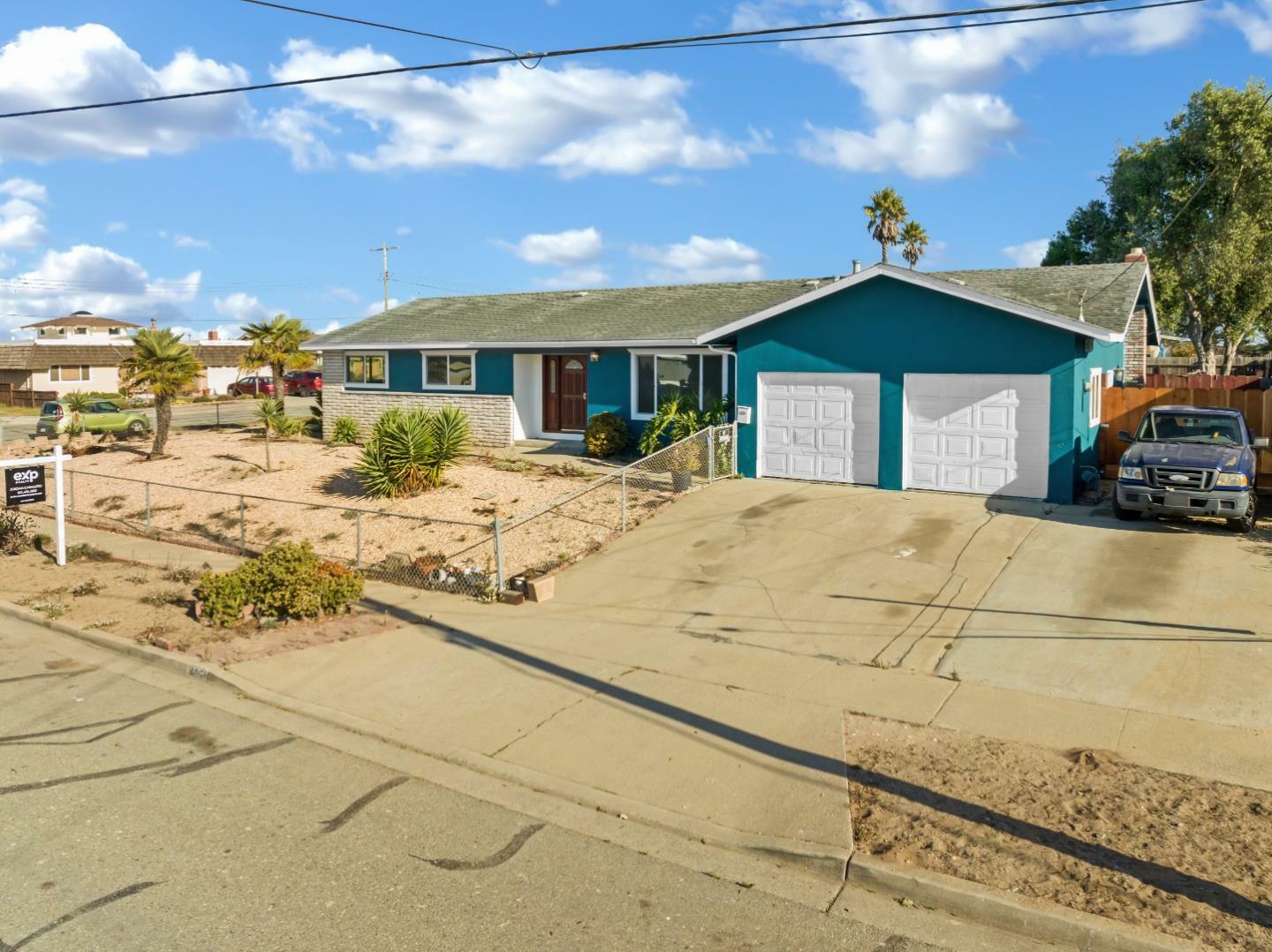 Property Photo:  485 Forest Circle  CA 93933 