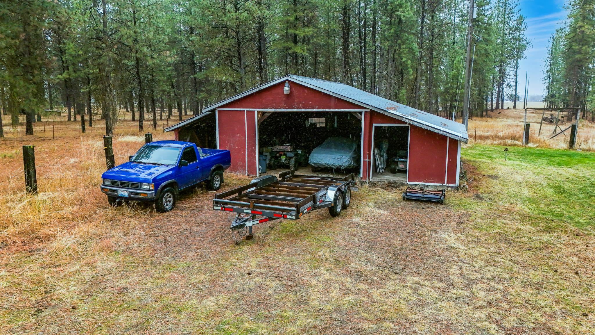 Property Photo:  4924 E Woolard Rd  WA 99005 