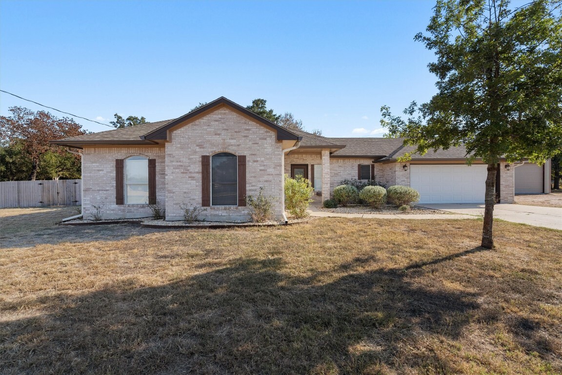 Property Photo:  100 Shirley Lane  TX 78633 