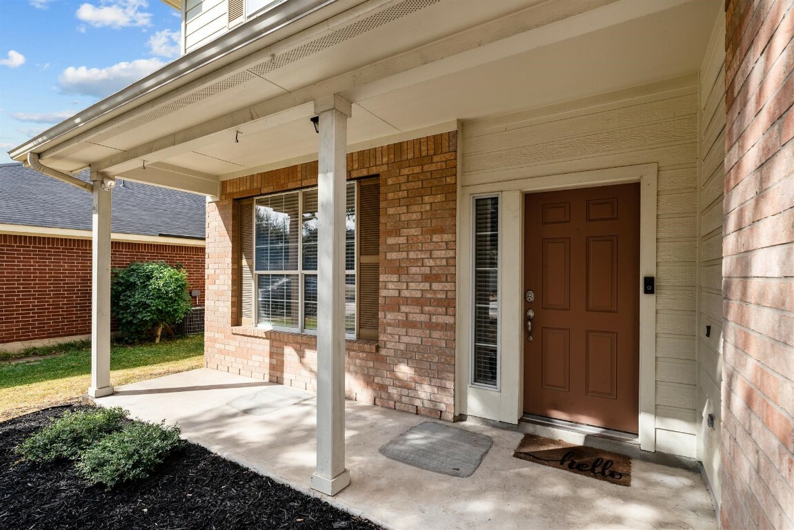 Property Photo:  203 Hanstrom Drive  TX 78634 