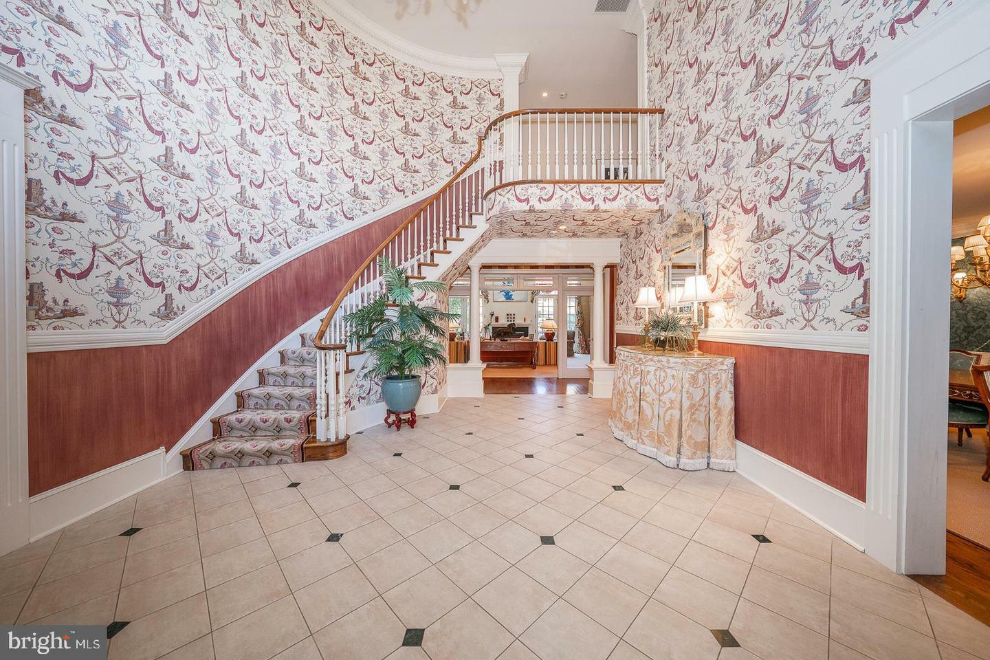 Property Photo:  107 Leighton Drive  PA 19010 