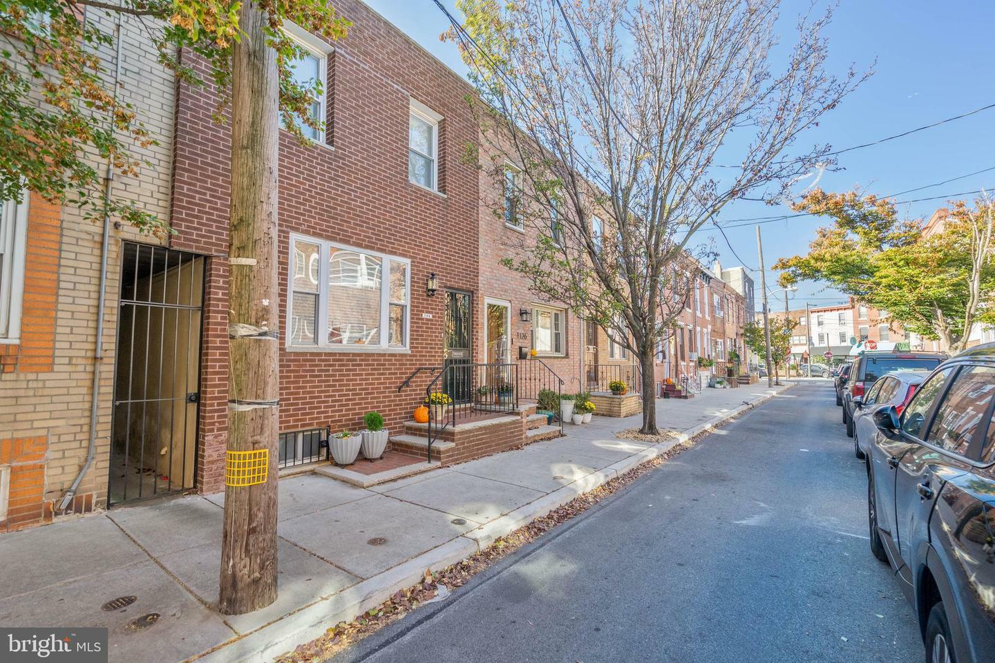 Property Photo:  1124 Watkins Street  PA 19148 