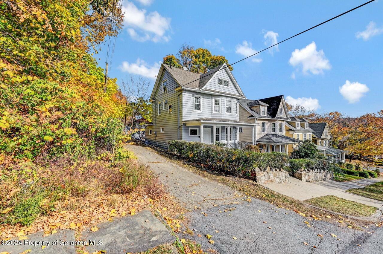 Property Photo:  1319 Pine Street  PA 18510 