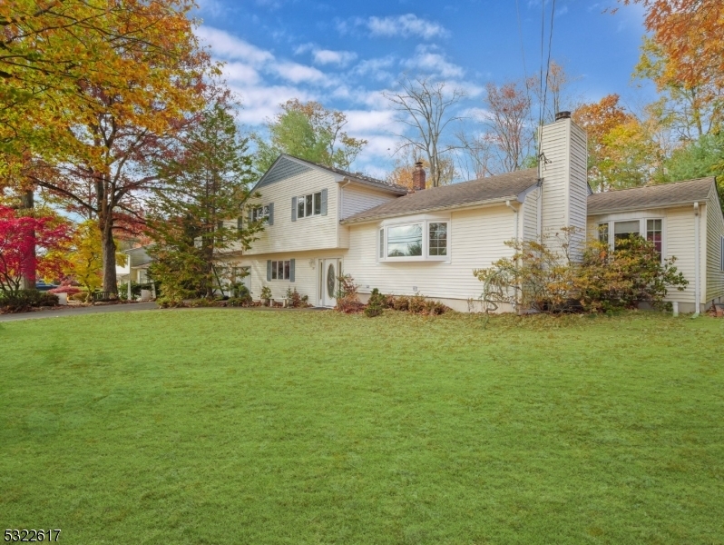 Property Photo:  39 Braemar Dr  NJ 07470 