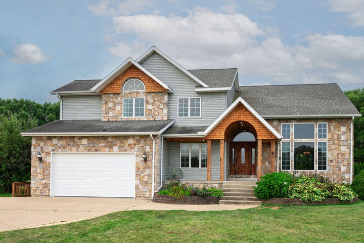 9720 Holden Road  Baroda MI 49101 photo