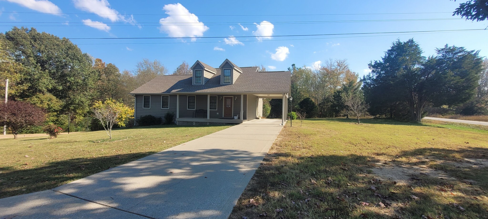 Property Photo:  104 Oak Crest Dr  TN 37178 