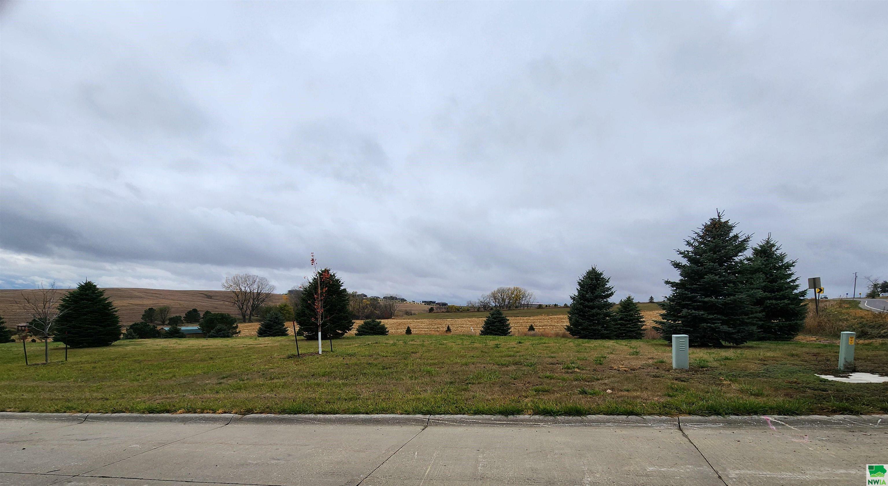 Property Photo:  Lot 3 Sweetwater Ct  IA 51038 