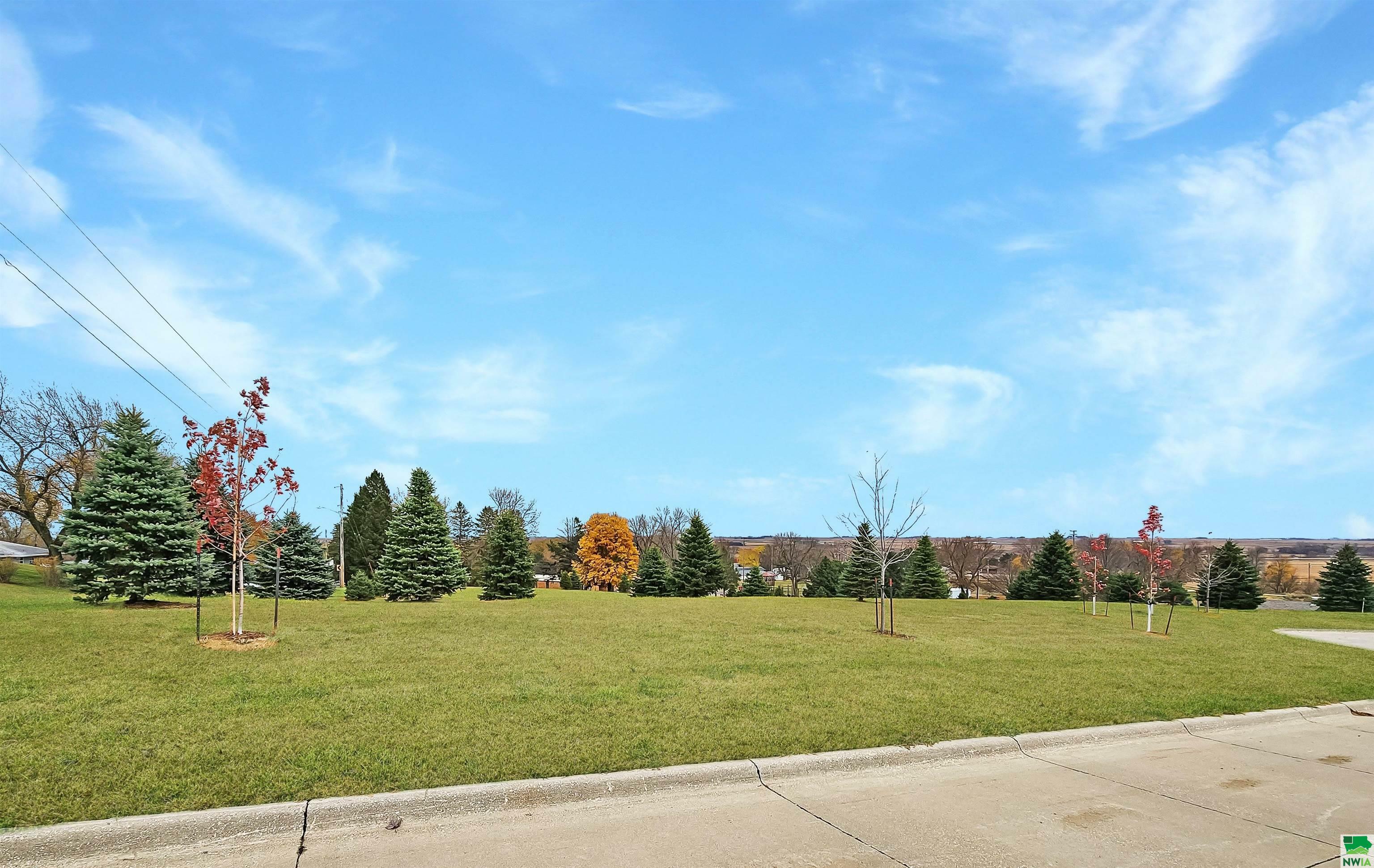 Property Photo:  Lot 3 Sweetwater Ct  IA 51038 