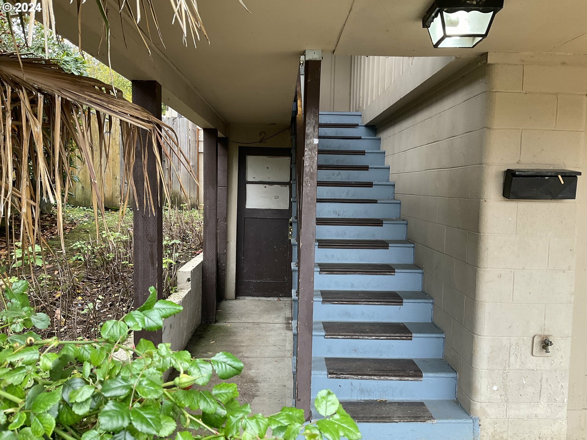 Property Photo:  905 SE 73rd Ave  OR 97215 