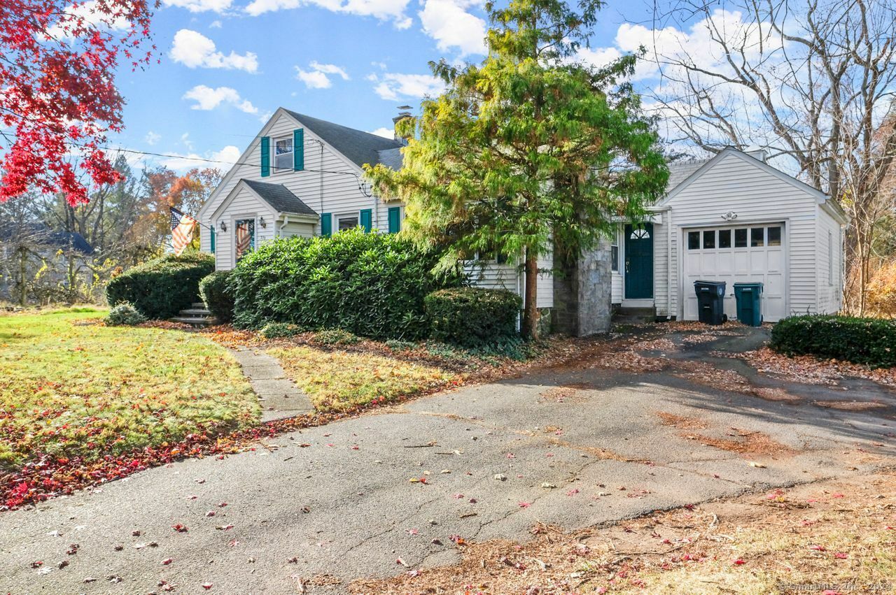 Property Photo:  379 South Meriden Road  CT 06410 