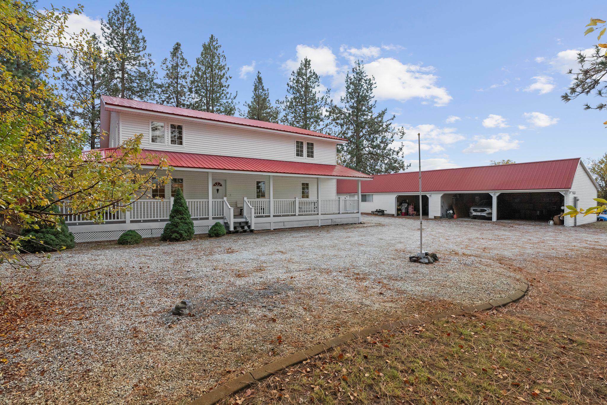 Property Photo:  717 W Antler Rd  WA 99006 