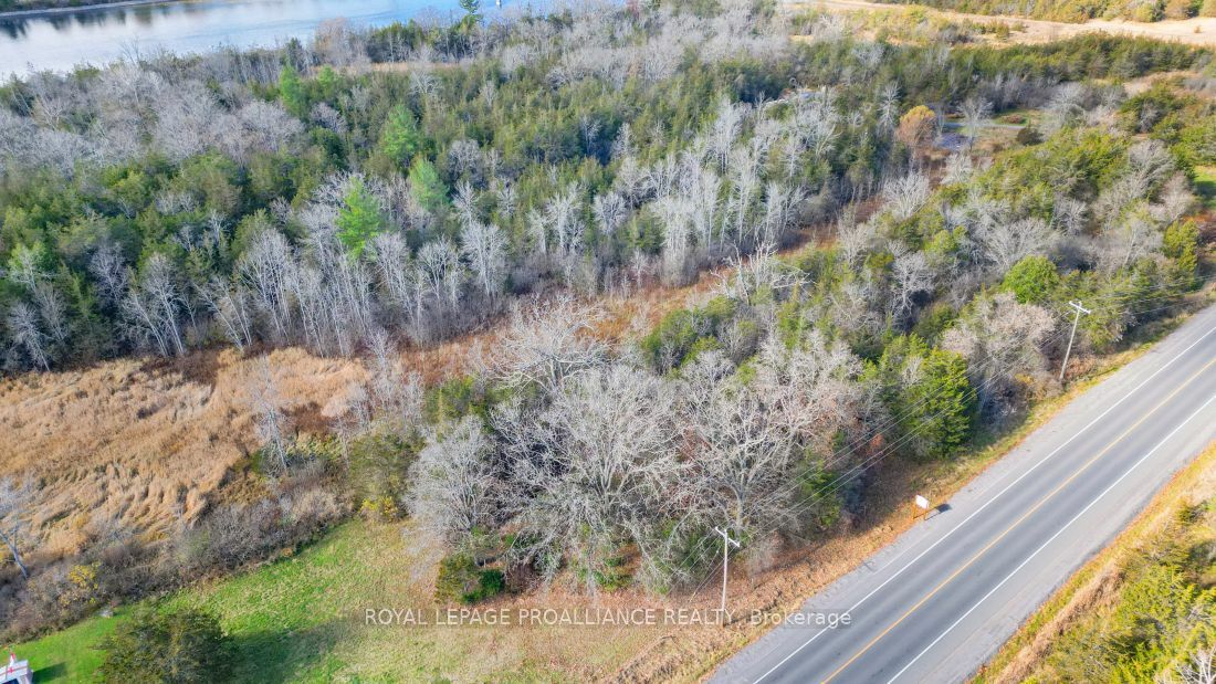 Photo de la propriété:  805 Glen Miller Rd  ON K8V 5P8 