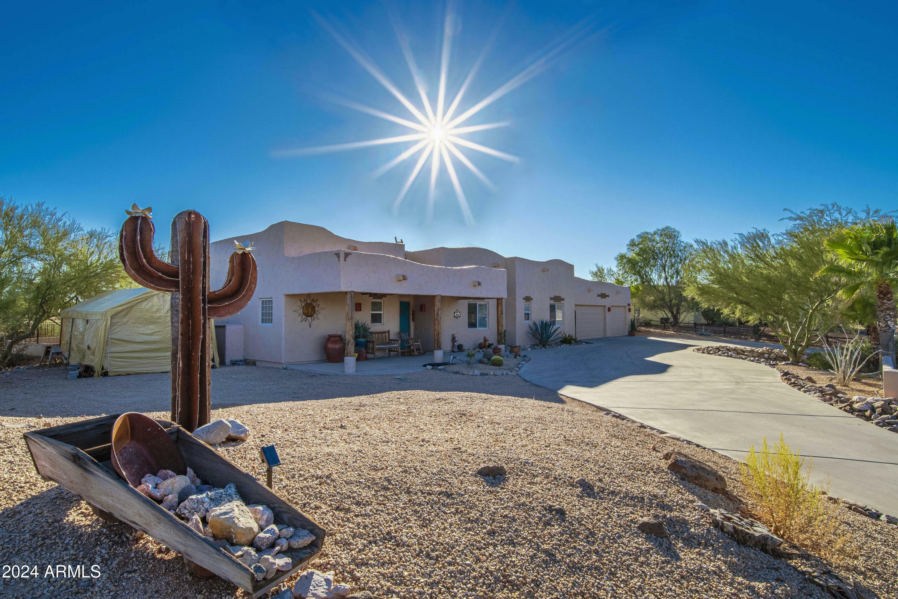 Property Photo:  2185 W Highridge Road  AZ 85390 