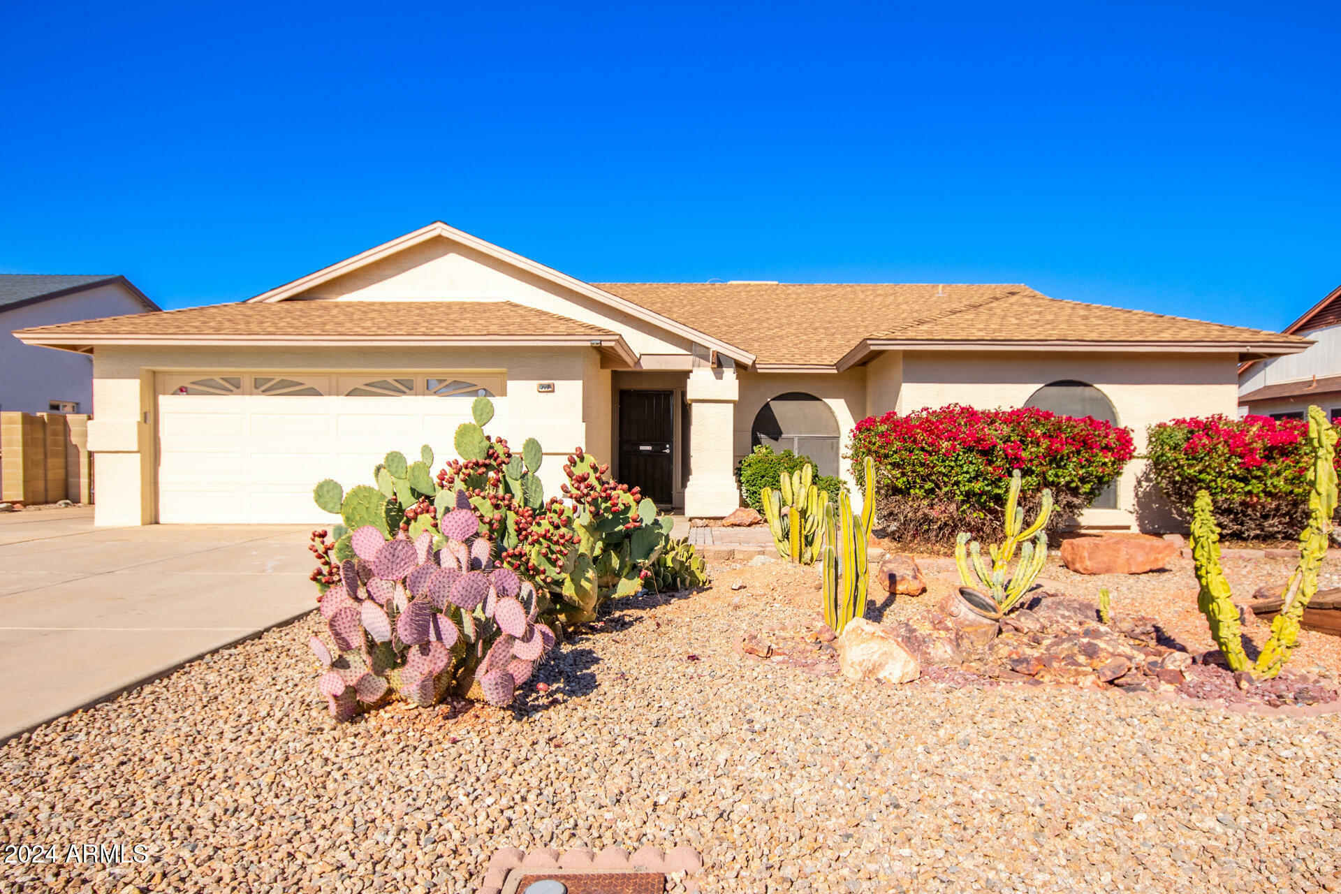 Property Photo:  8738 W Seldon Lane  AZ 85345 