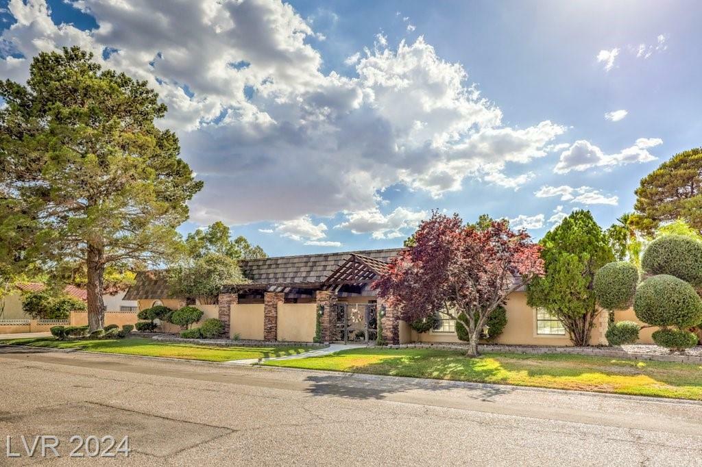 Property Photo:  1505 Westwind Road  NV 89146 