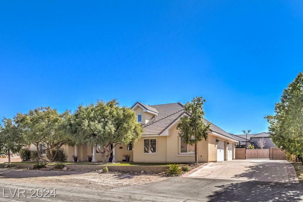 Property Photo:  1611 Derby Drive  NV 89002 