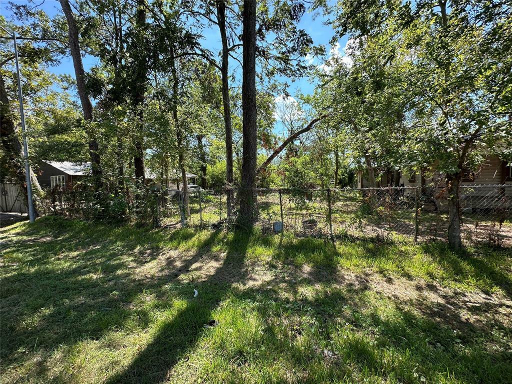 Property Photo:  5526 Hartwick Road  TX 77016 