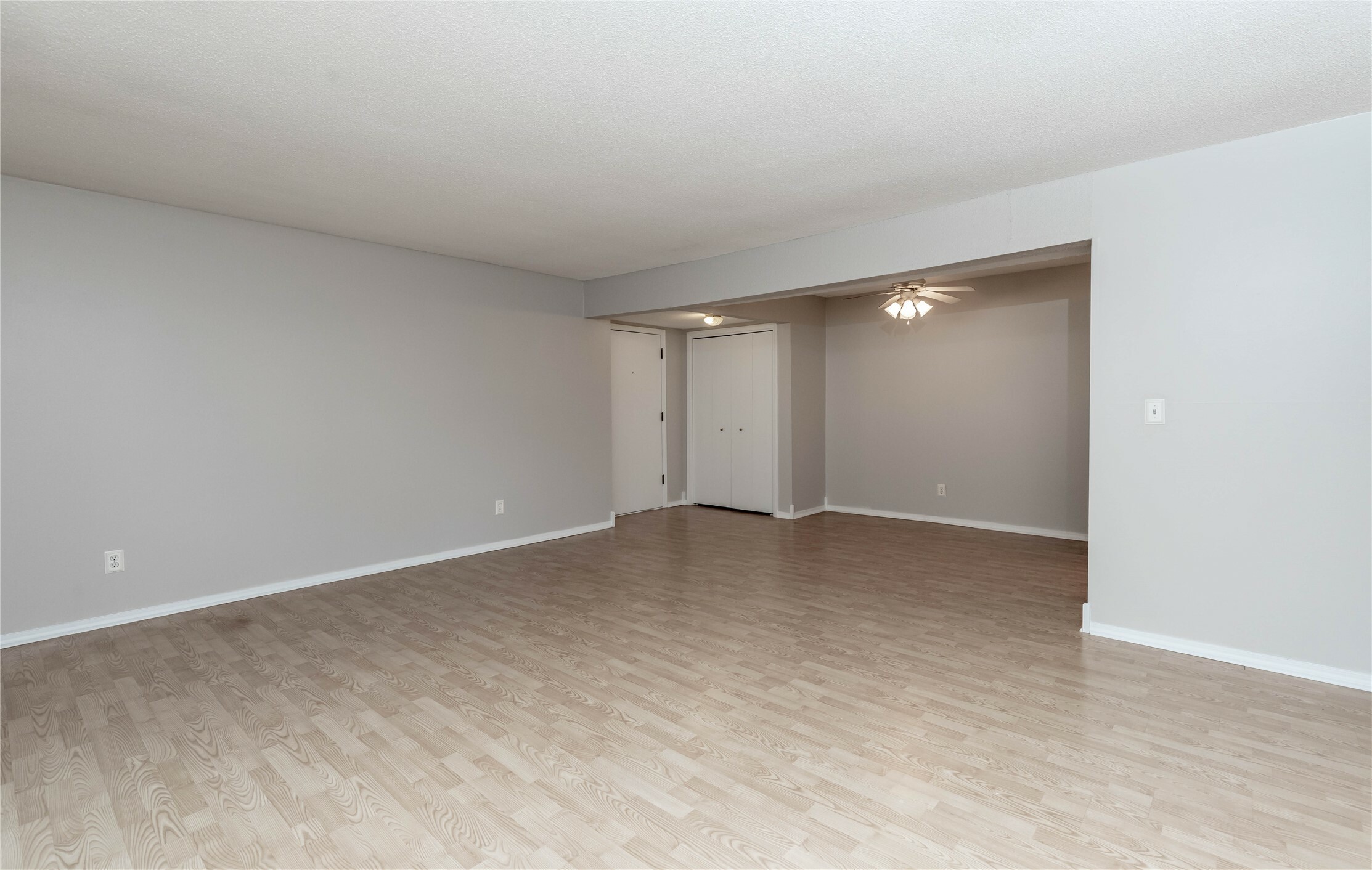 Property Photo:  9533 University Avenue 3  IA 50325 