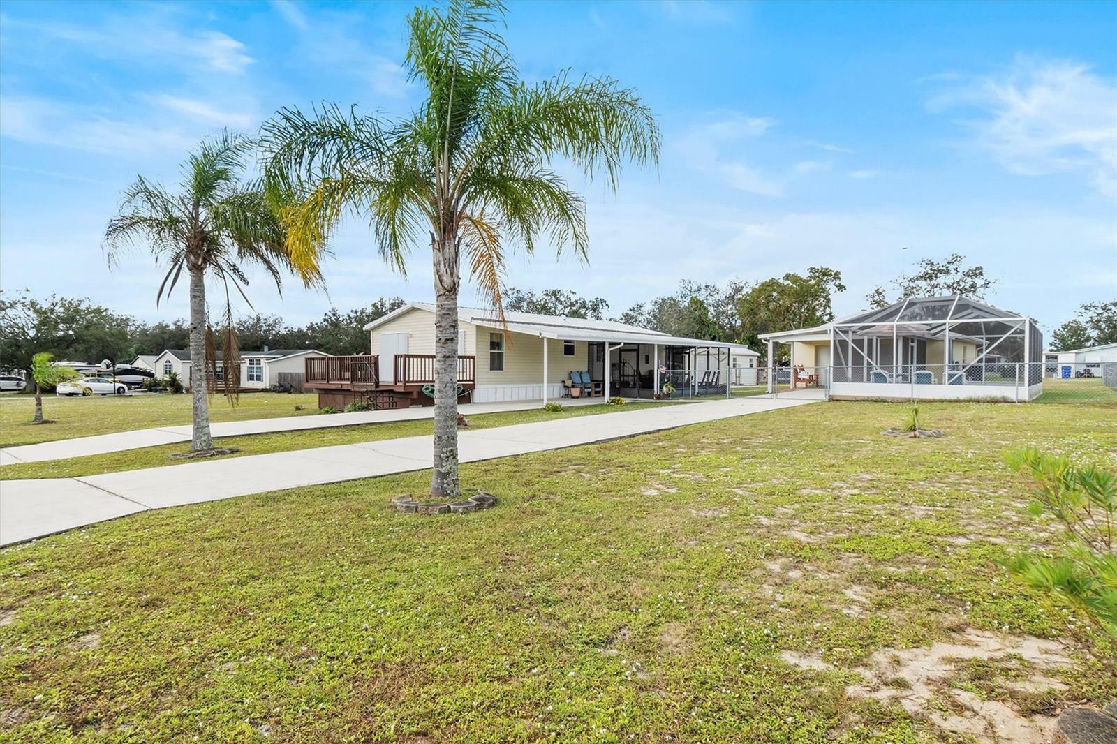 Property Photo:  6515 Old Oak Avenue  FL 33876 