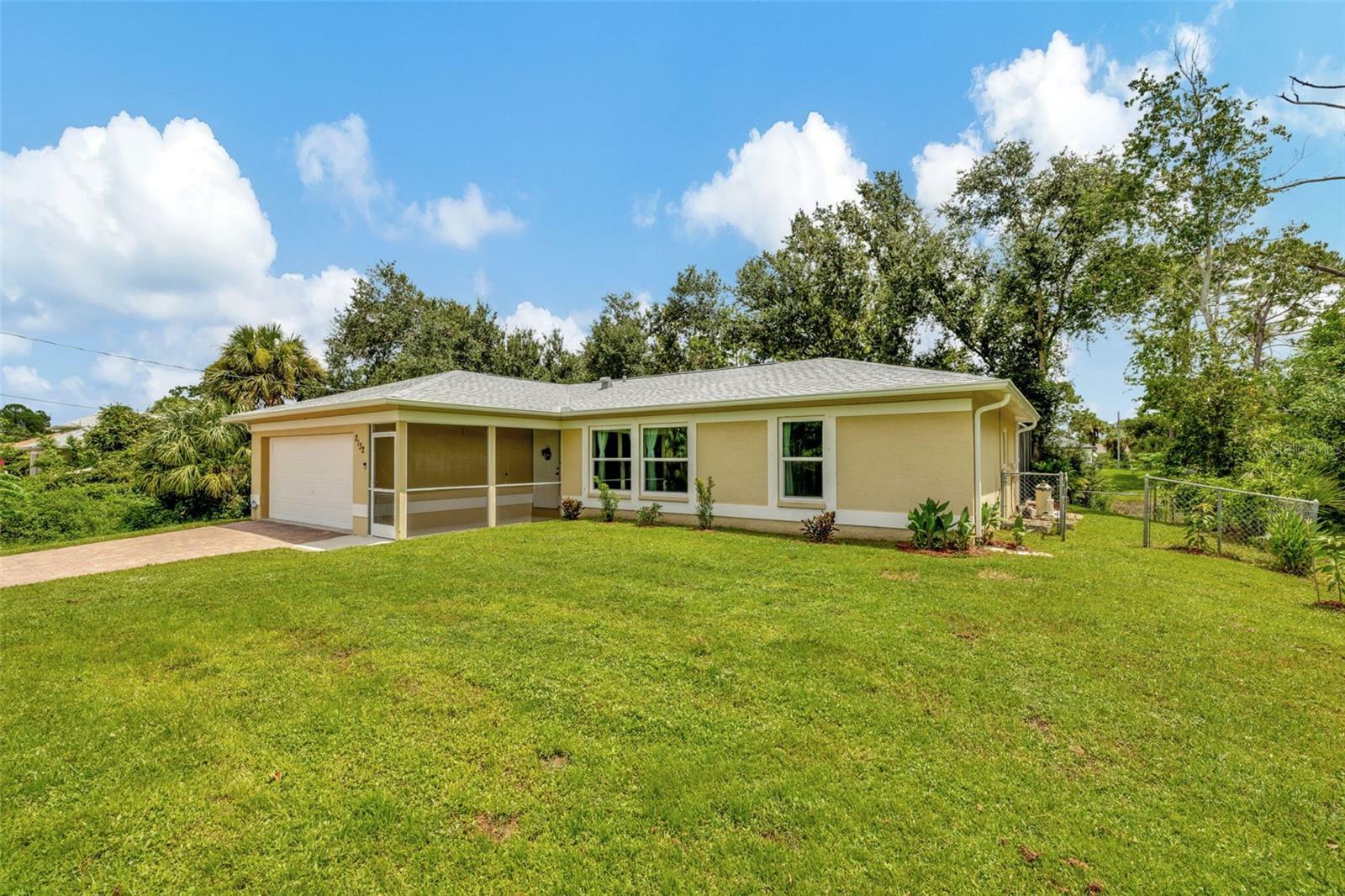 Property Photo:  2132 Belvidere Street  FL 34286 