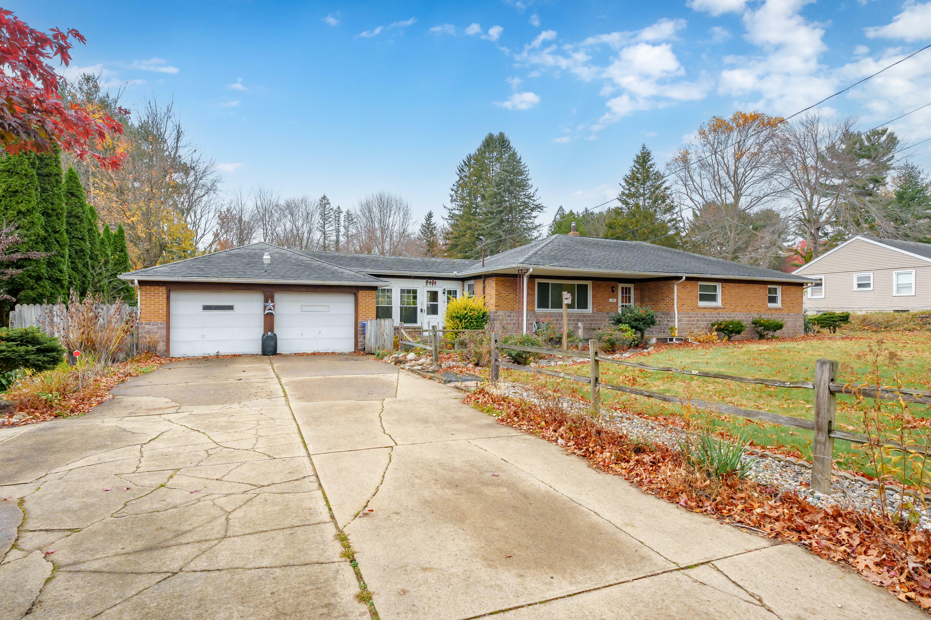 Property Photo:  191 N Uldriks Drive  MI 49037 