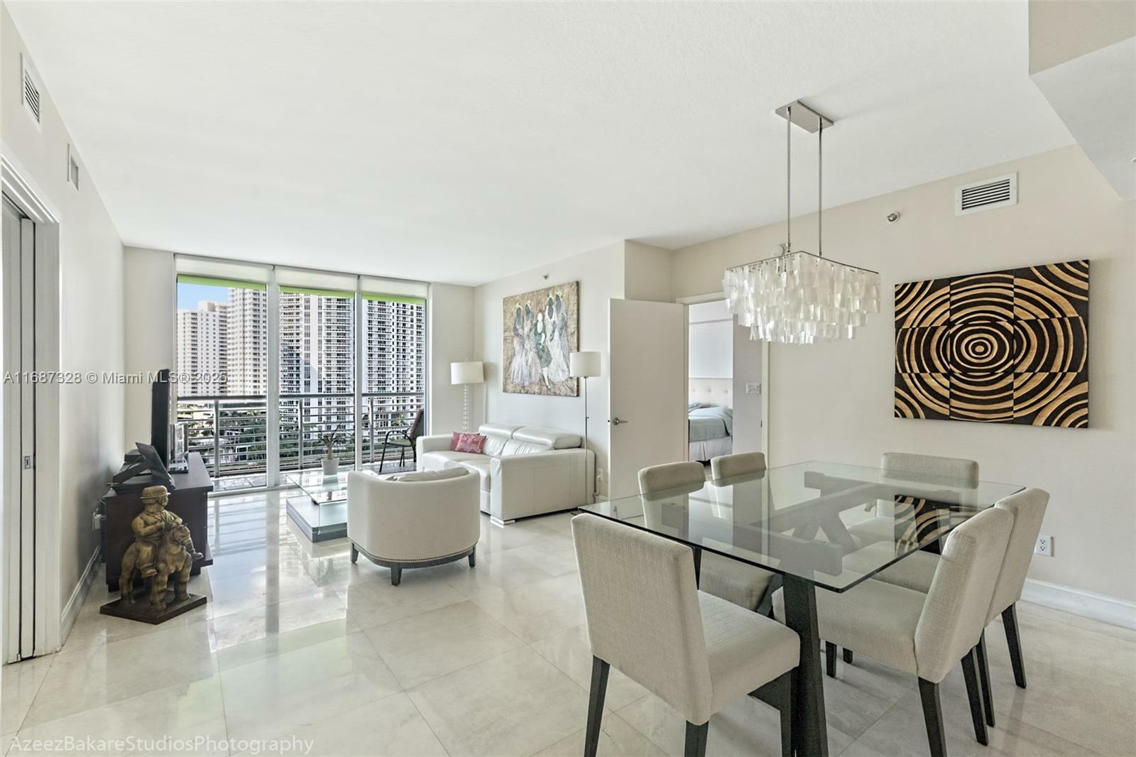 Property Photo: 325 S Biscayne Blvd 1119 FL 33131