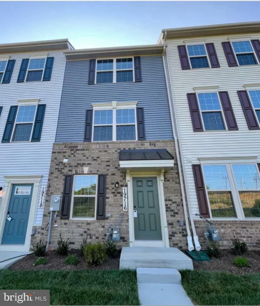 Property Photo:  19716 Preservation Mews  MD 20886 